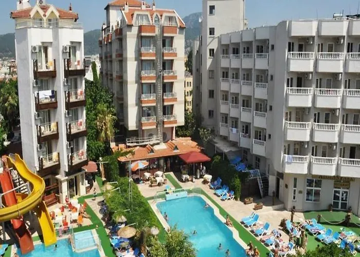 Aegean Park 3* 马尔马里斯