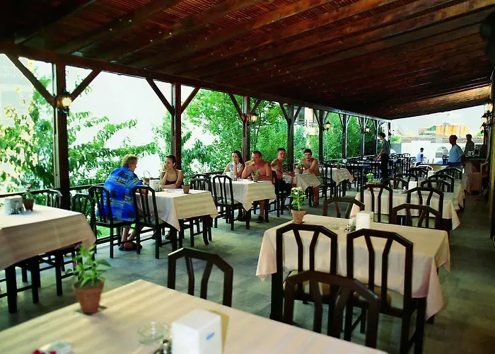 Aegean Park 3*